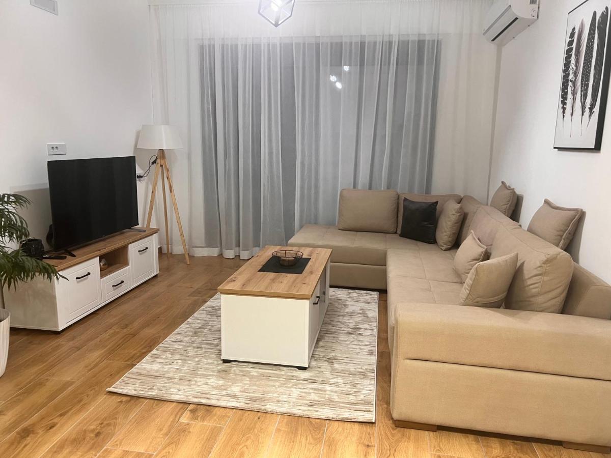 Nejra Apartment Ulcinj Esterno foto