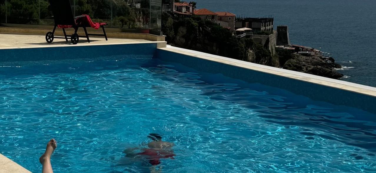 Nejra Apartment Ulcinj Esterno foto